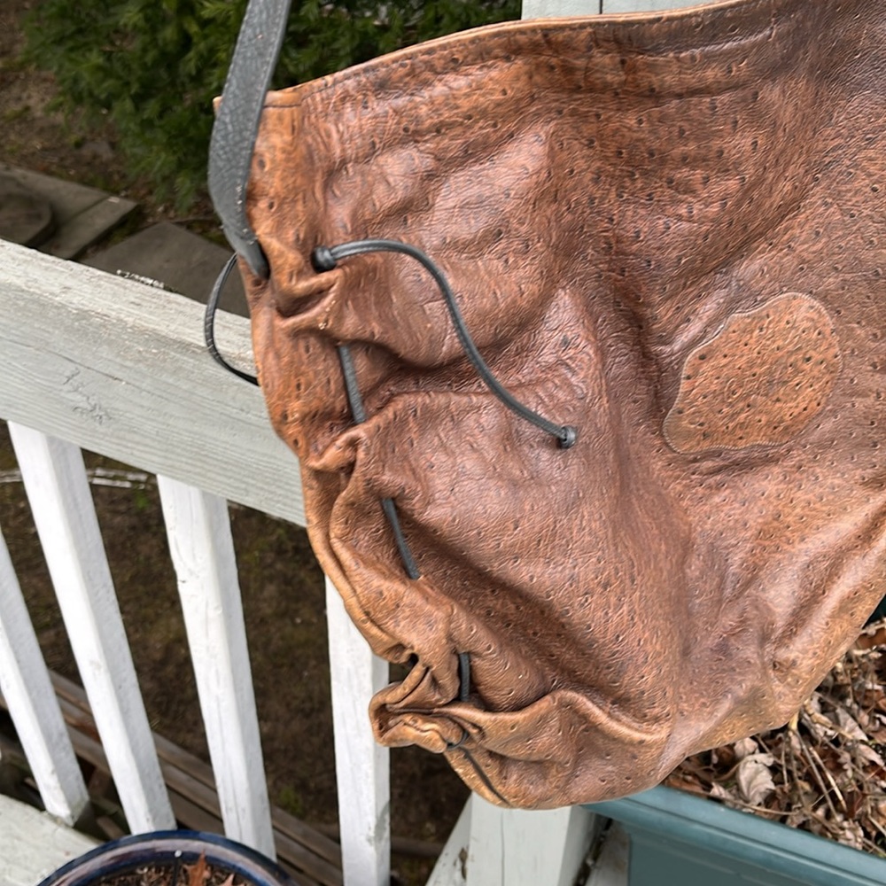 Carlos Falchi Crossbody Genuine Leather and Leather Lined - Picture 4 of 15